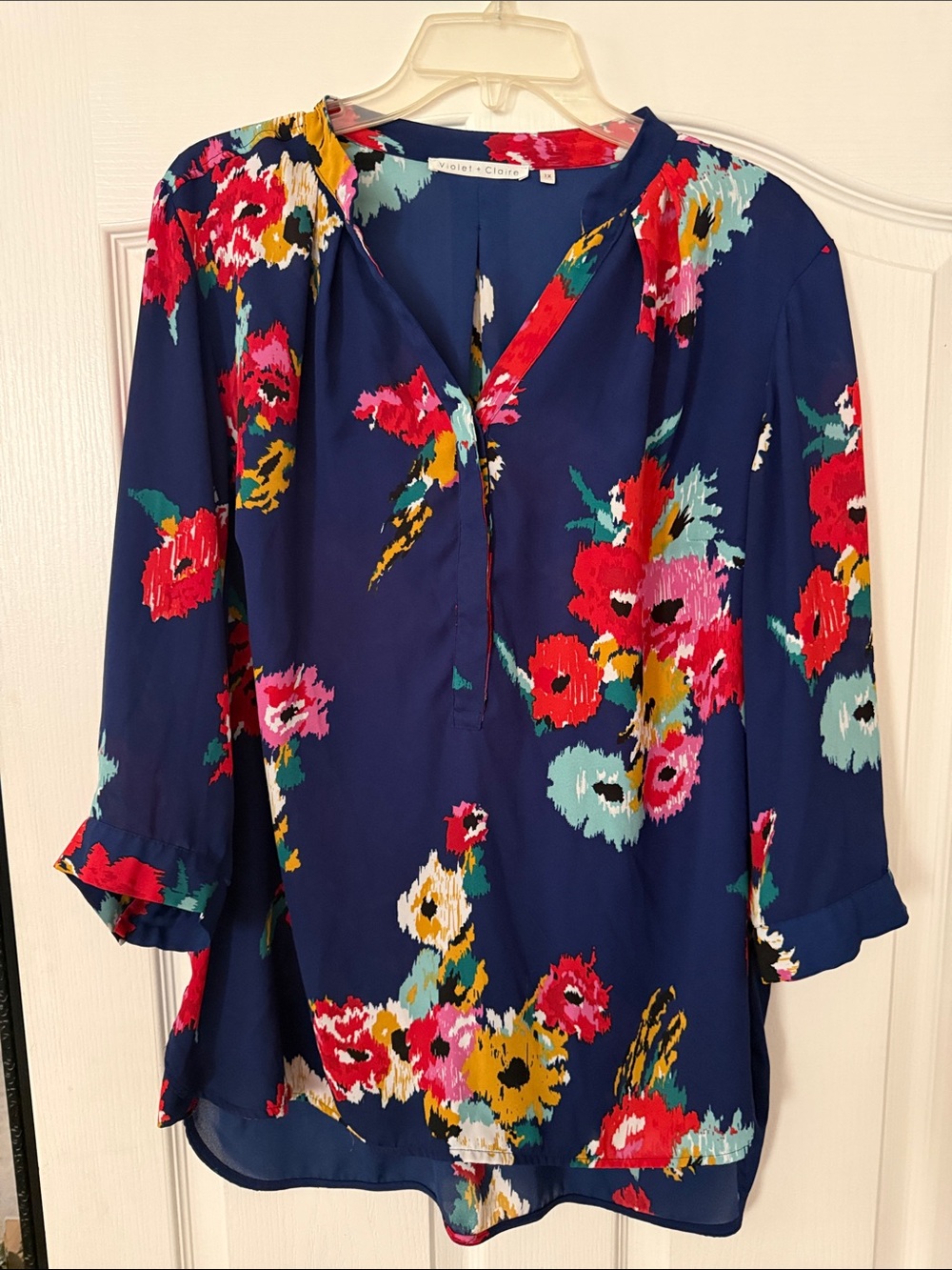Violet & Claire Navy Floral V-Neck Tunic